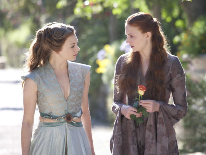 Margaery Tyrell (Natalie Dormer) e Sansa Stark (Sophie Turner)