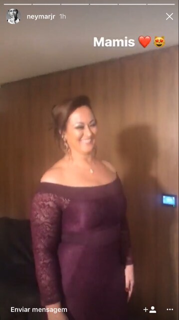 Neymar Jr mostra a mulher mais linda da noite, segundo ele: sua mãe
