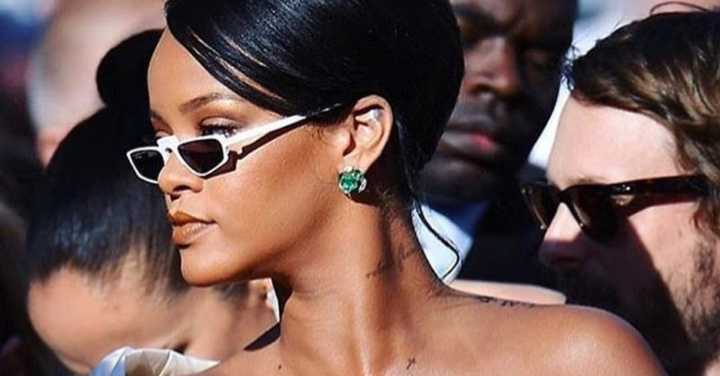 Rihanna dá resposta arrasadora a fã que a pediu um conselho amoroso