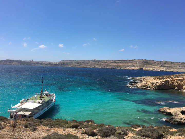 A água é igualmente bela, mas o que é realmente fantástico é o caminho para chegar lá