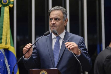 Aécio Neves (PSDB-MG), em discurso após volta ao Senado