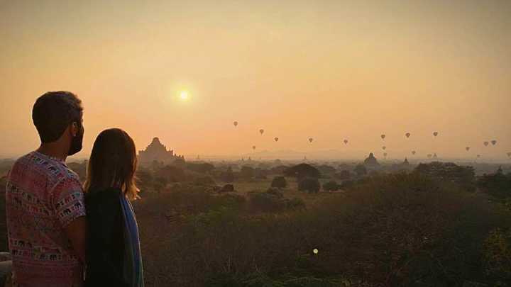 O nascer do Sol em Bagan, Mianmar, Sudeste Asiático