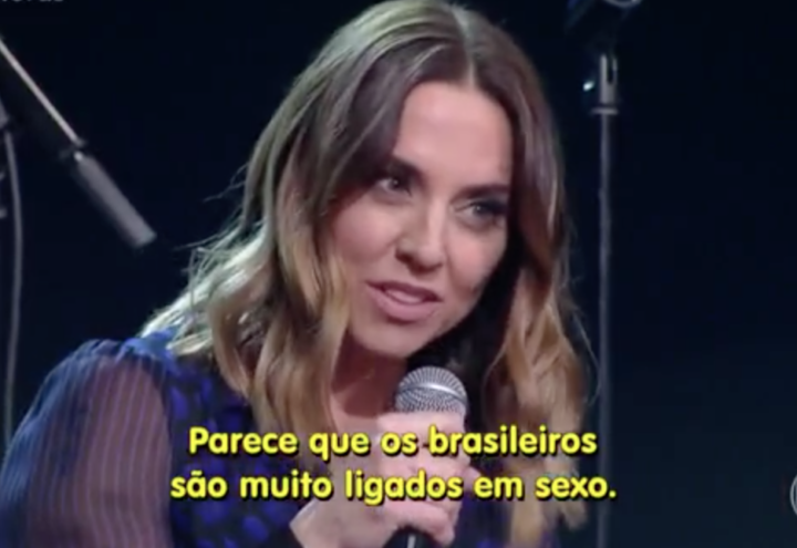 Mel C. participou do programa Altas Horas (TV Globo) neste sábado