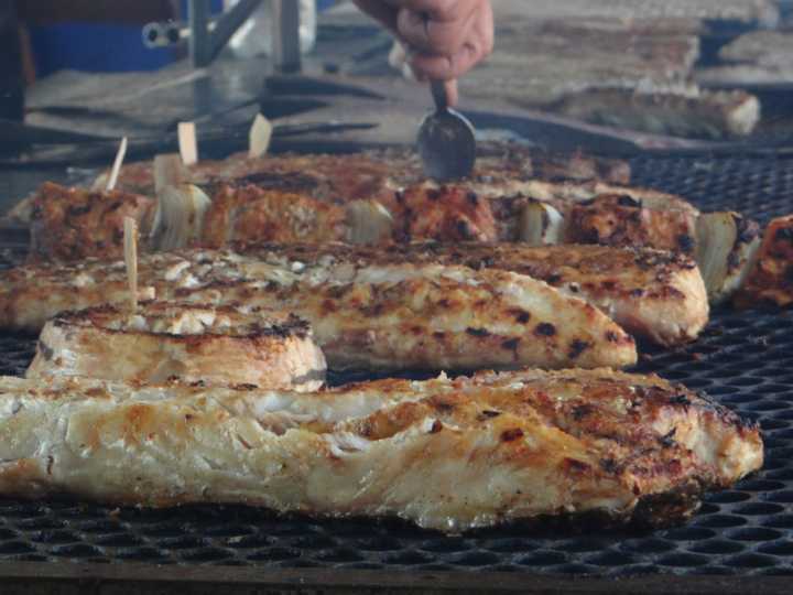 Piracicaba tem peixe assado no tambor