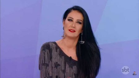 Helen Ganzarolli trabalha há 17 anos no SBT