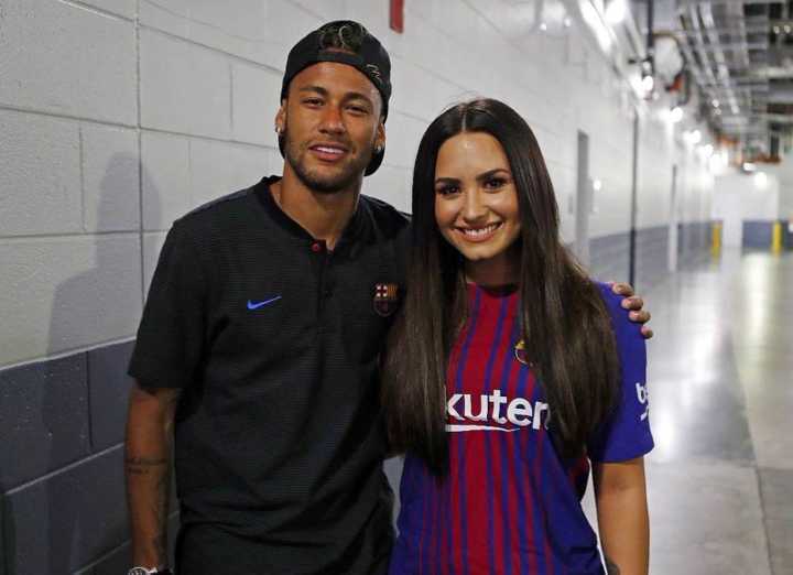 Neymar Jr e Demi Lovato: a internet está shippando os dois