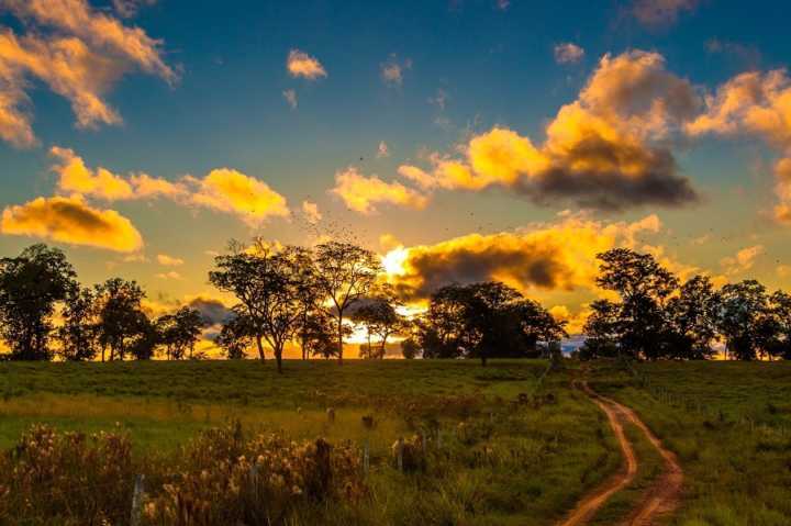 Belo pôr do sol na região de Bonito