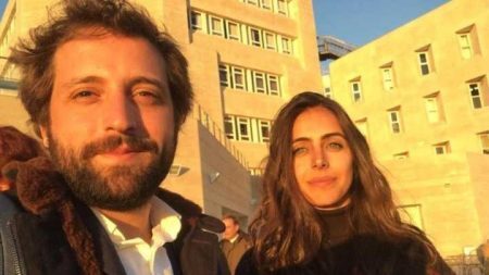 Gregório Duvivier e Giovanna Naser estão esperando um bebê