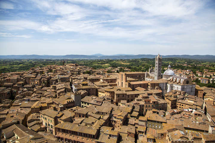 Vista da cidade mediaval de Siena