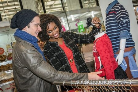 Feira reúne cerca de 90 fabricantes de malhas de todo o país