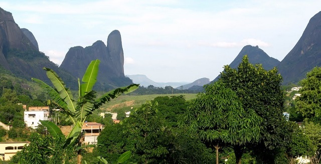 Pedra do Camelo, Pancas