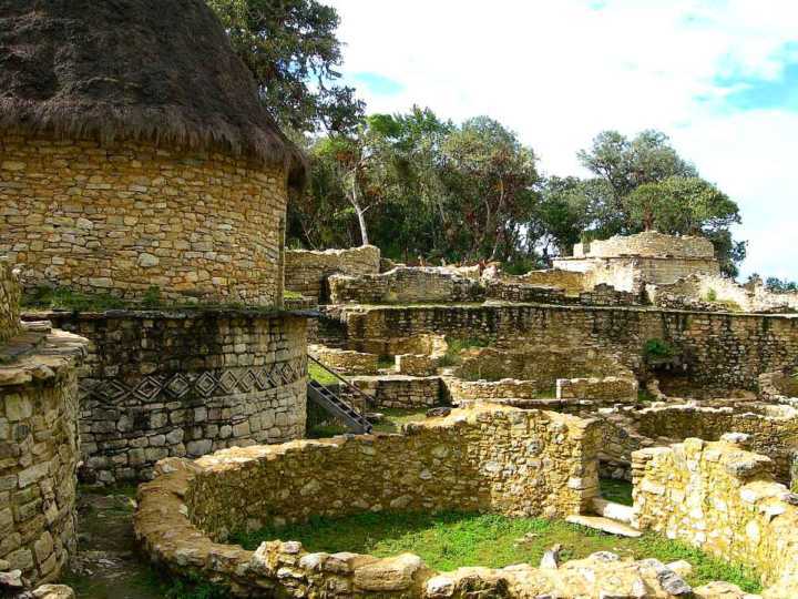 Vista das ruínas da cidadela de Kuelap, no norte do Peru