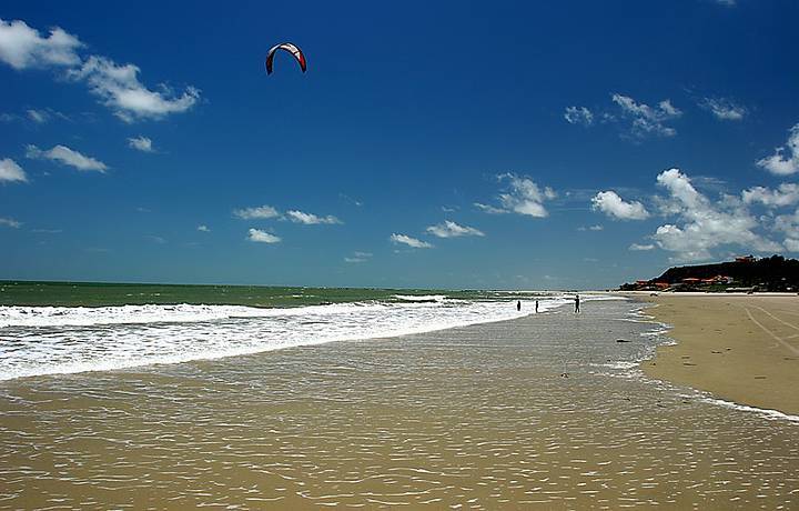 Vista da praia do Olho d’Água, em São Luis (MA); capital maranhense tem menor valor na diárias para o verão