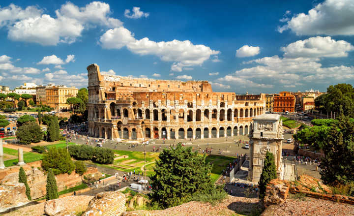 Vista do Coliseu de Roma