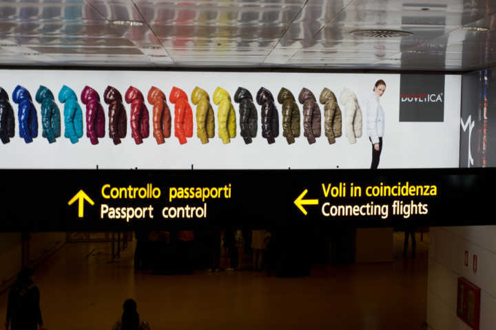 A onda de brasileiros recusados nos aeroportos da Europa começou a ganhar força no ano passado