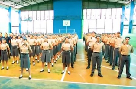 Vídeo polêmica mostra alunos de um colégio militar chamando Bolsonaro de “salvação da nação”