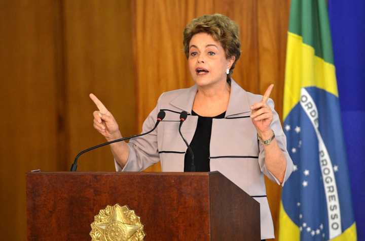 A direção do PT mineiro já teria procurado Dilma para falar sobre o assunto