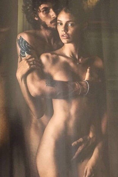 Na Vogue Hommes, os atores Laura Neiva e Chay Suede ficaram nus