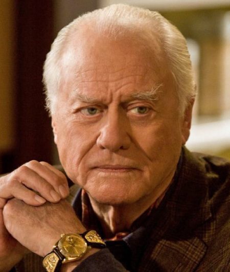 Larry Hagman teve o fígado transplantado