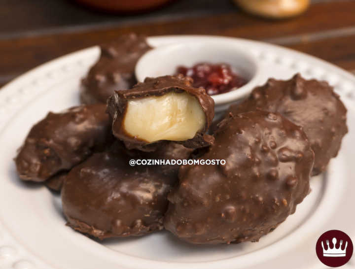 Nuggets de chocolate com recheio