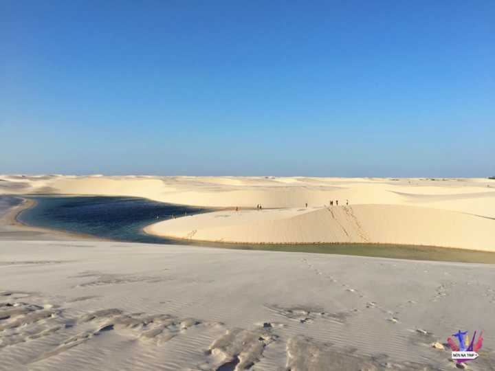 As inúmeras dunas de areias dos Lençóis Maranhenses