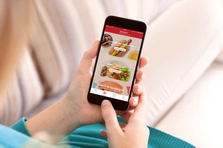 O iFood também irá antecipar os recebimentos dos restaurantes, sem custo adicional