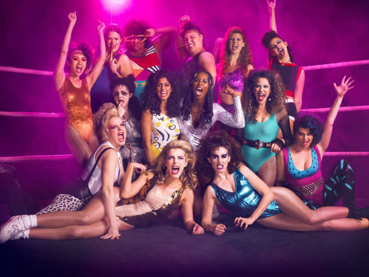 Em “Glow”, mulheres entram para os ringues da luta livre