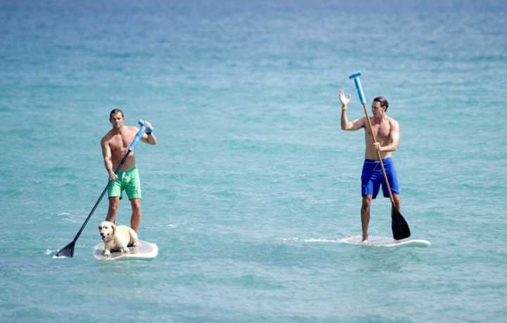 O stand-up paddle é um dos esportes praticados na região