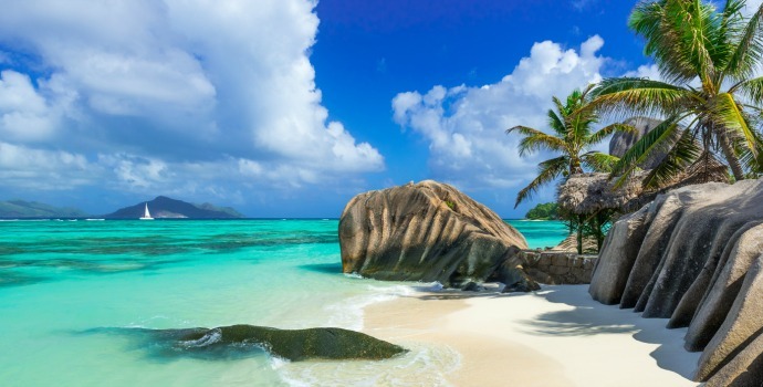 Seychelles e suas águas cristalinas