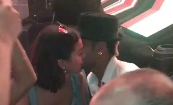 Bruna Marquezine e Neymar se reaproximam em casamento de Marina Ruy Barbosa e Xande Negrão