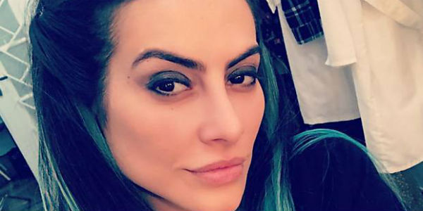 Já é Sexta Para Cleo Pires Que Posa De Biquíni E Mostra Tattoos