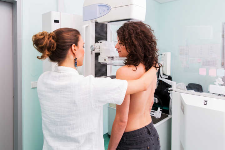 Mais de mil mamografias serão oferecidas do dia 16 ao dia 27