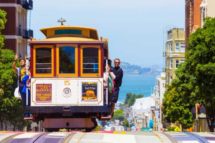 O bondinho é uma das atrações de San Francisco