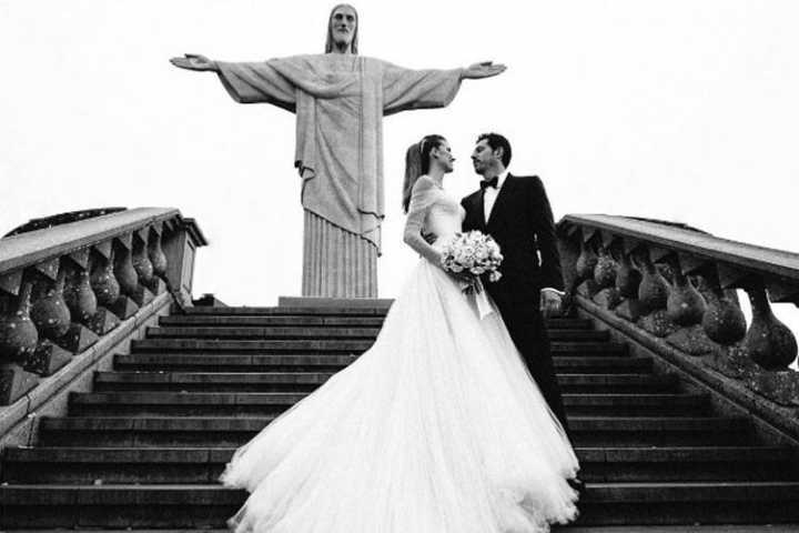 Guy Oseary e Michelle Alves se casaram no Cristo Redentor