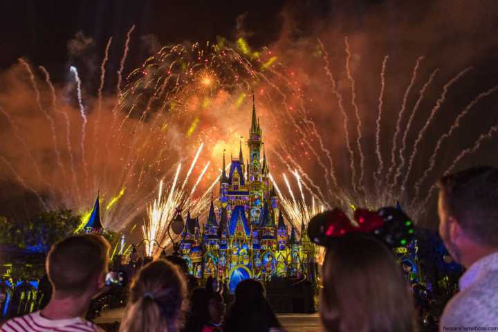 Show Happily Ever After no Castelo da Cinderela no Magic Kingdom, o parque mais visitado do mundo