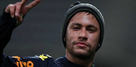 O jogador Neymar