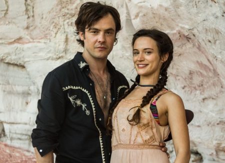 Sérgio Guizé e Bianca Bin