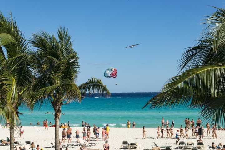 Cancún tem praias paradisíacas