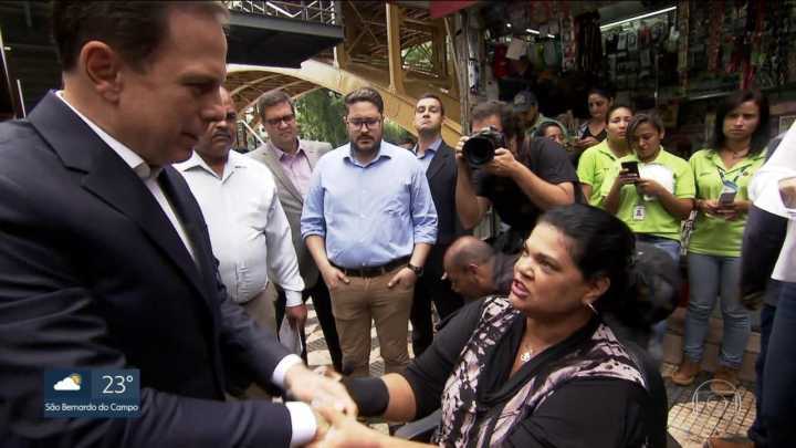 A cadeirante reclamou ao prefeito sobre seus direitos