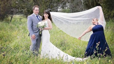 Sharilyn Marie Wester roubou a cena nas fotos do casamento da amiga