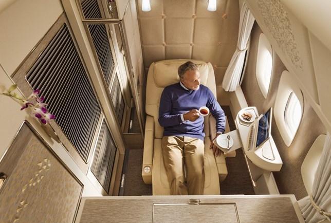 As novas cabines de Primeira Classe estarão disponíveis nas rotas Dubai-Genebra e Dubai-Bruxelas