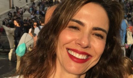 Luciana Gimemez está solteira desde março após o fim do casamento com Marcelo de Carvalho