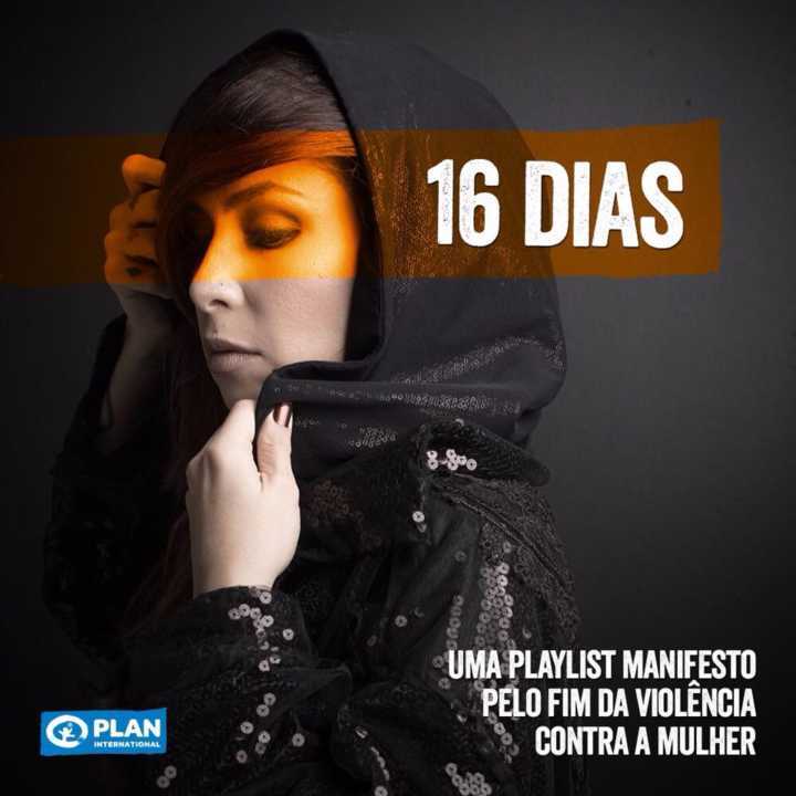 A cantora participa de uma ação da ONG Plan International Brasil