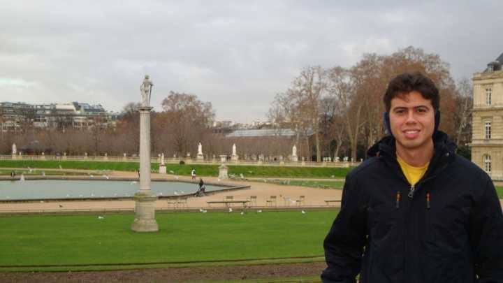 Paulo em Paris