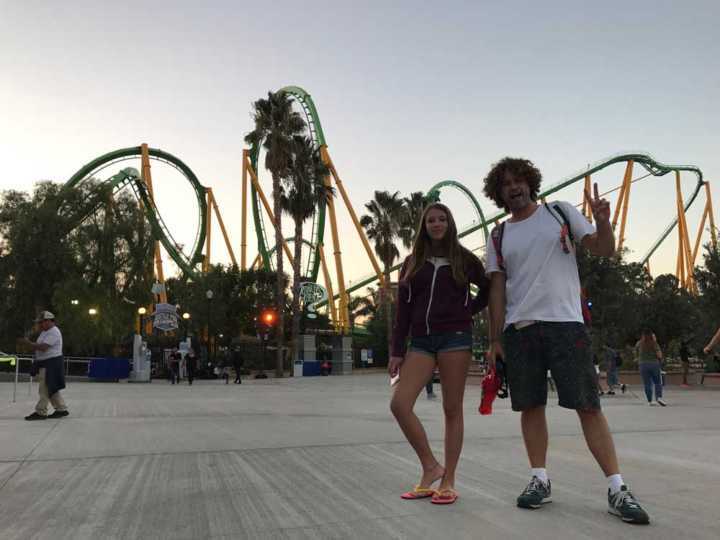 O melhor parque de montanhas-russas dos EUA fica na California: Six Flags