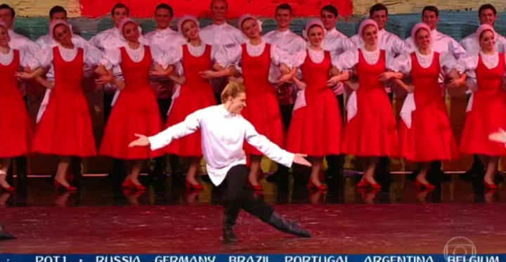 Dança russa animou o sorteio