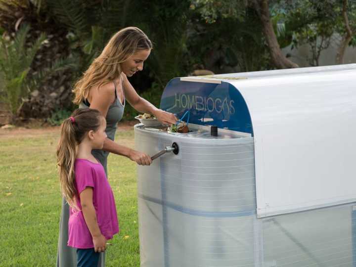 A HomeBiogas é uma máquina simples para montar e ideal para o quintal de casa