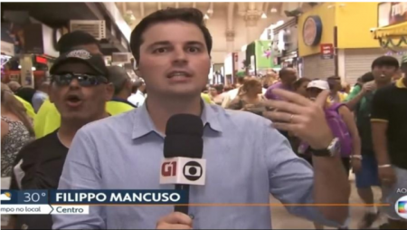 Repórter Filippo Mancuso falava ao vivo, quando homem gritou: “Globo lixo”