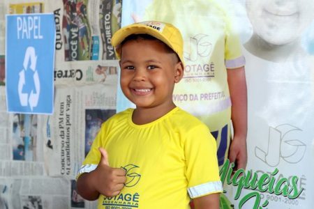 Miquéias Jr., de 4 anos, ganhou a festa temática dos sonhos