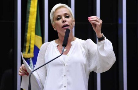 Posse de Cristiane Brasil foi suspensa pela Justiça Federal